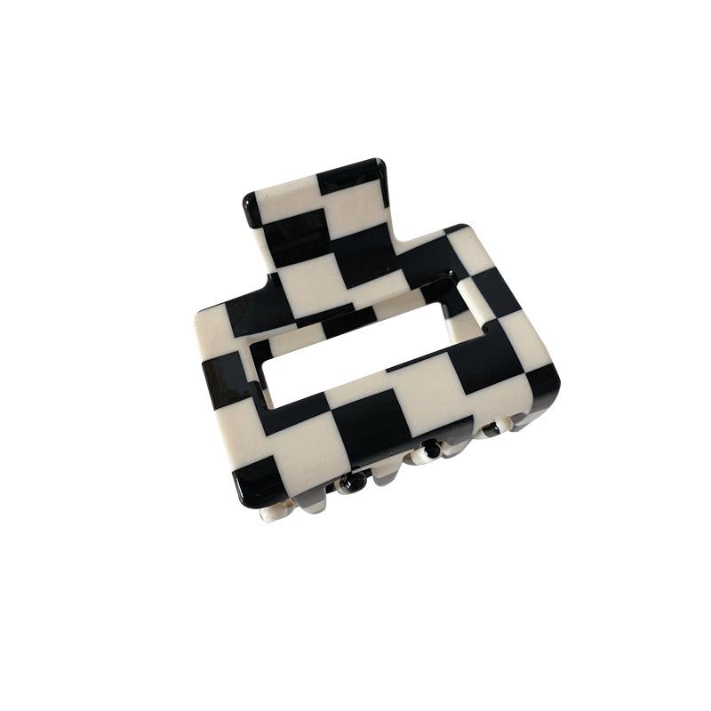 Black Trendy And White Checkerboard Acetate Hair Claw Clip For Women Fashionable