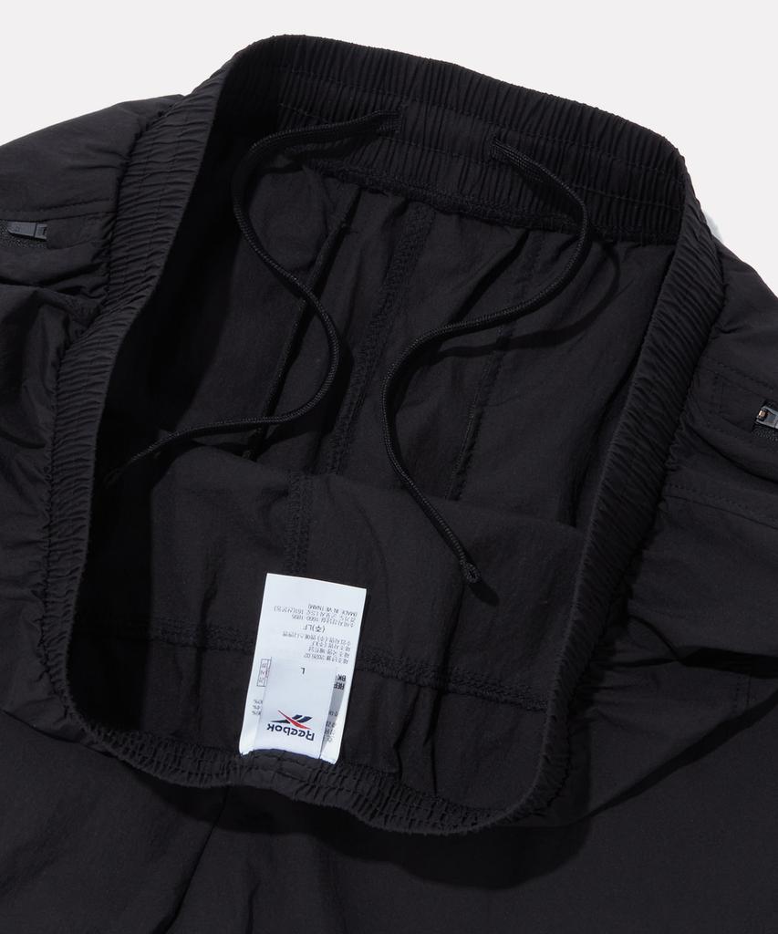 REEBOK Grid Pattern Performance Shorts - Black