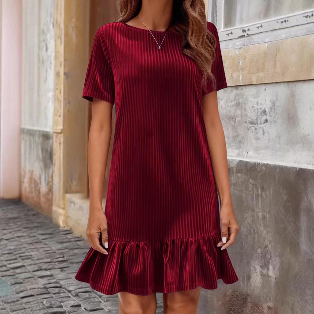 2026 Elegant Velvet Plus Size Short Sleeve Women's Dress for Various Occasions