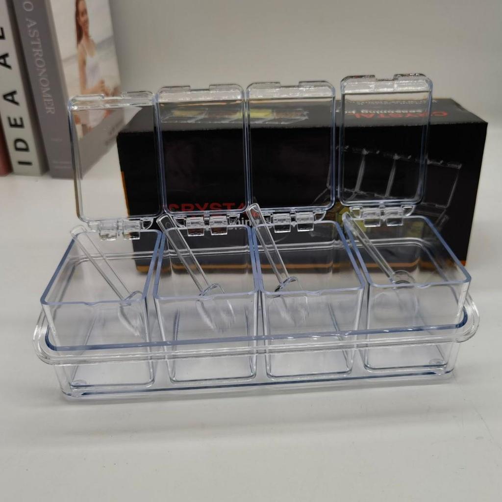 Gewürzaufbewahrungsbox mit vier Fächern und Löffel