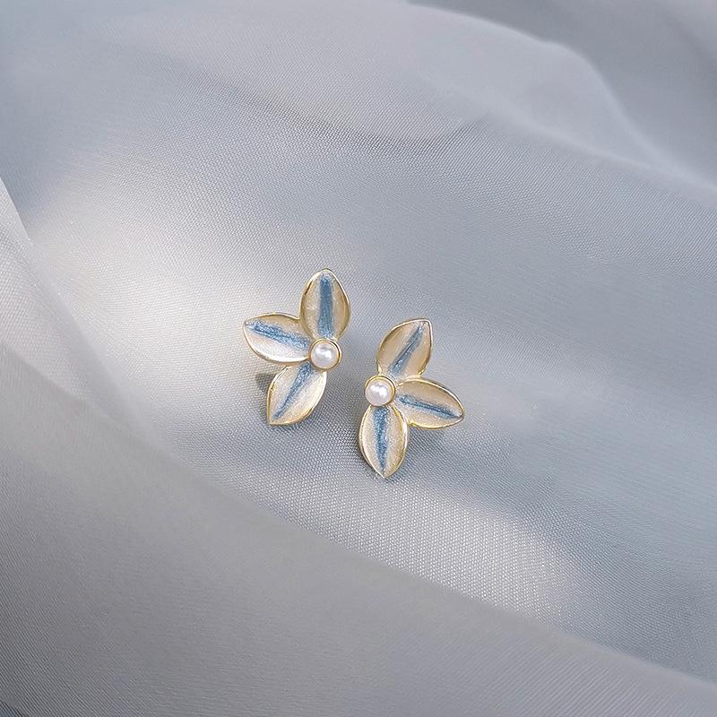 Blue Flower Stud Earrings for Women - Summer 2026 High-End Niche Design with Mosquito Coil Ear Clips