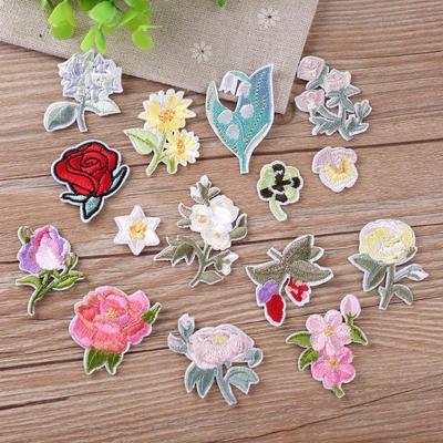 Giysi Tamiri ve Dekorasyonu için Zarif Japon Çiçek Nakışı Yama