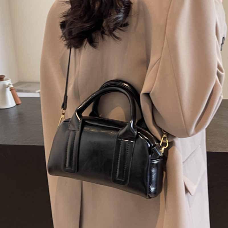 Boston Handbag Women's 2025 New Fashion Retro Handbag Niche Trend Versatile Shoulder Messenger Bag