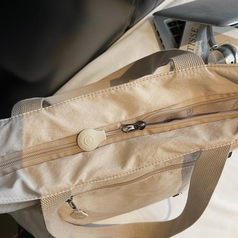 Commuter Large Capacity Handbag Women's Shoulder Bag Lightweight Tote Bag