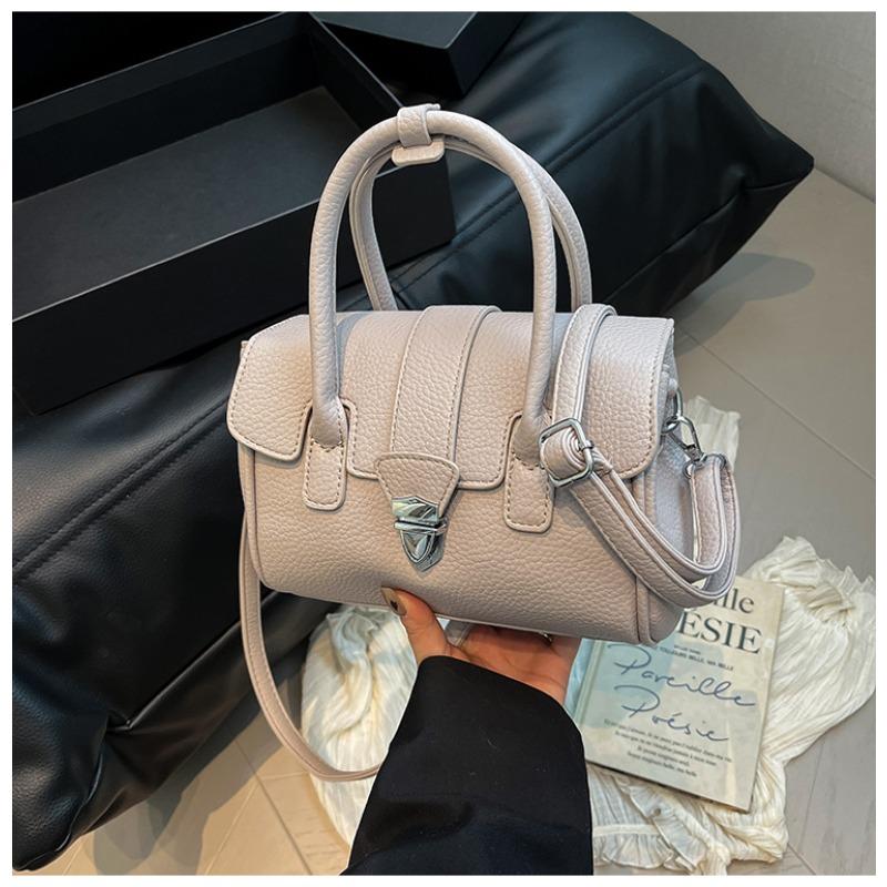 New high-end fashion temperament portable women casual simple versatile commuter messenger small square bag