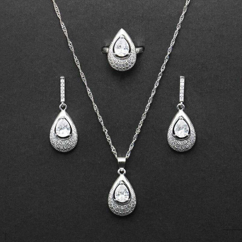 European and American Jewelry Temperament Fashionable Metal Sparkling Diamond Jewelry Water Droplet Gemstone Necklace Ring