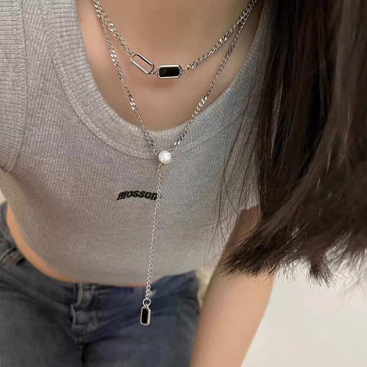 

Adjustable Water Drop Necklace for Women Korean Fashion Sweater Chains Long Necklace Clavicle Jewelry Gift Snake Bone Chain