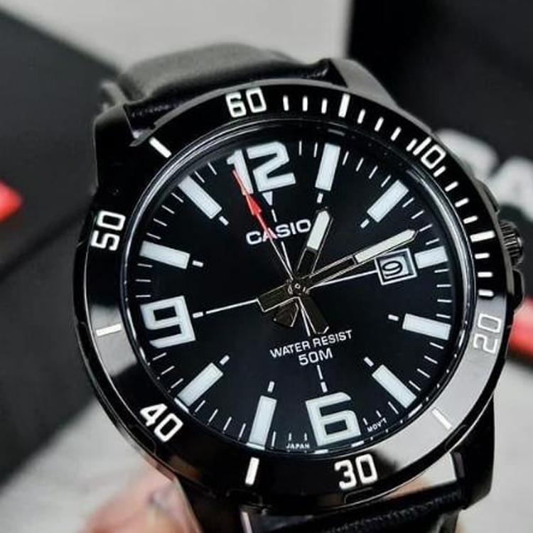 Casio Standard Series Classic Minimalist Elegant Fashion Quartz Movement Stainless Steel Strap Men Watches Black MTP-VD01B-1BV