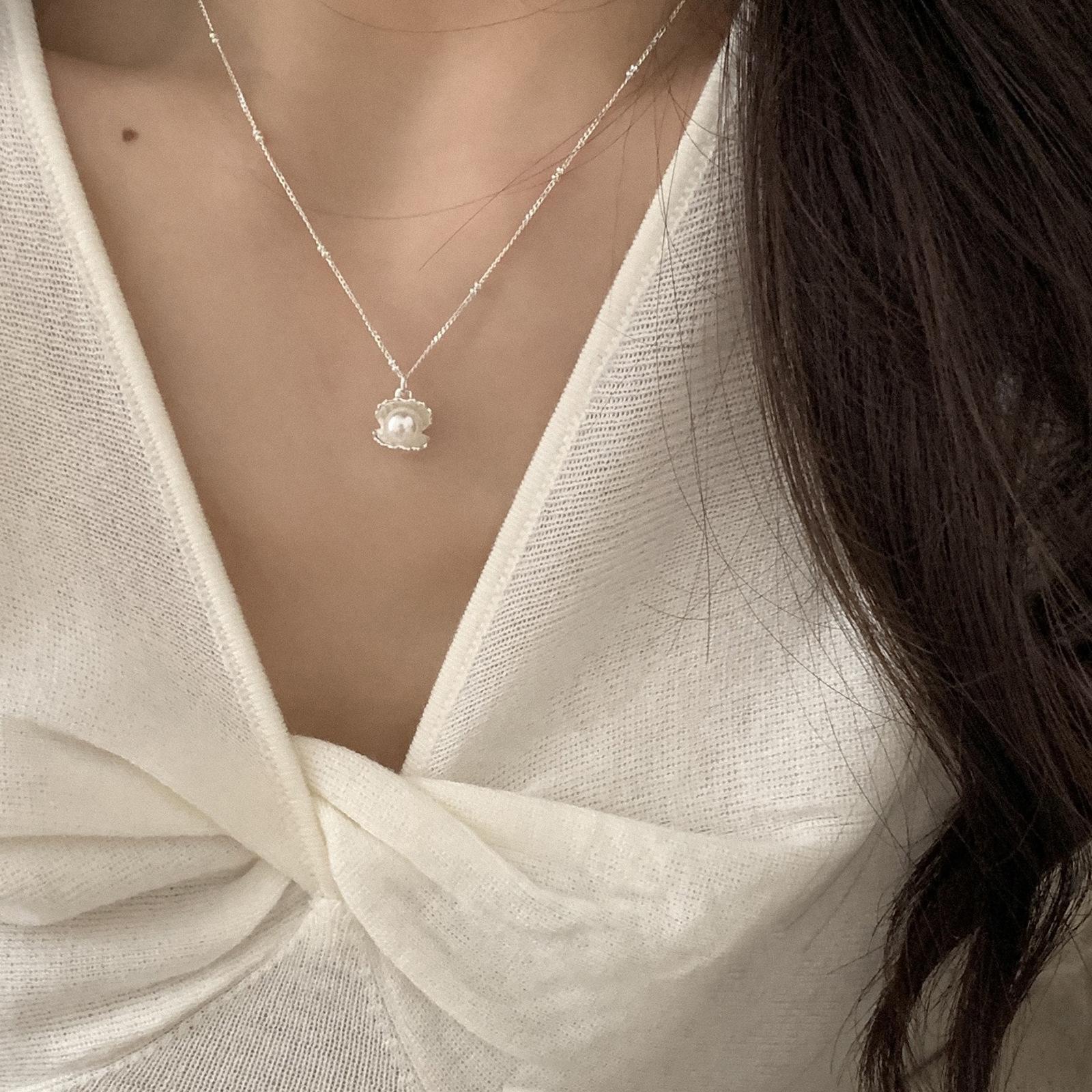 

925 Sterling Silver Pearl Necklace Charm Simple Geometric Shape Woman Pendant Choker Birthday Gift for Friends Exquisite Jewelry