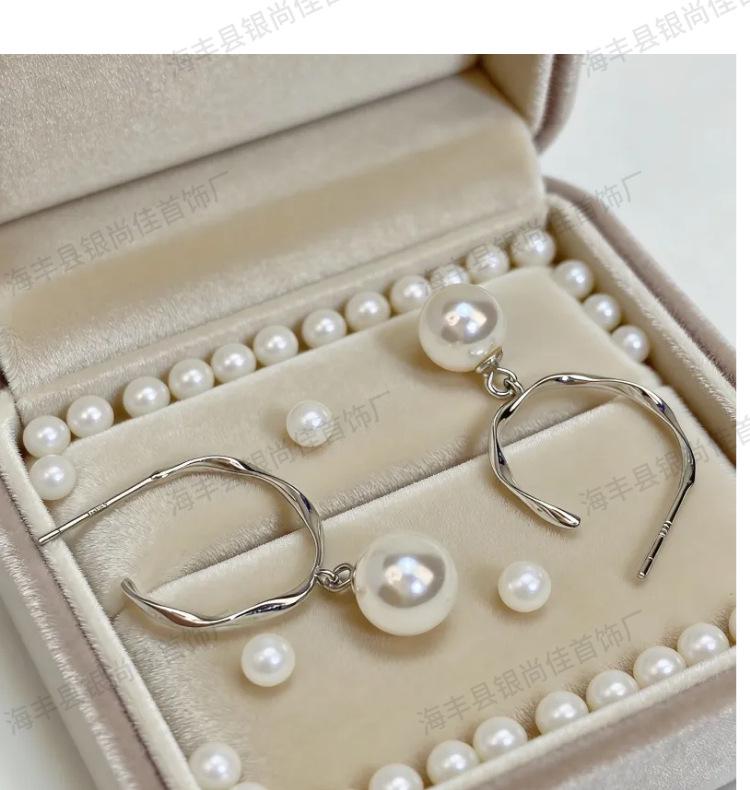 S925 Sterling Silver Pearl Dangle Earrings - Elegant, Lightweight, and Fashionable