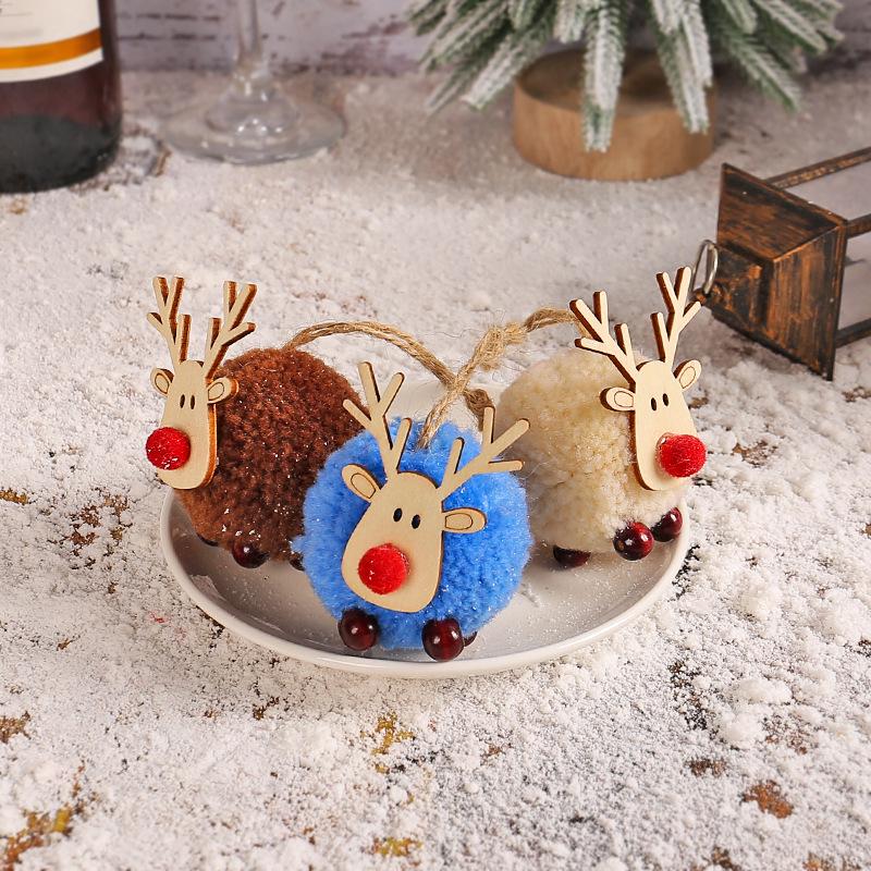Large Knitted Lambswool Reindeer Ornament - Christmas Tree Hanging Pompon Decoration