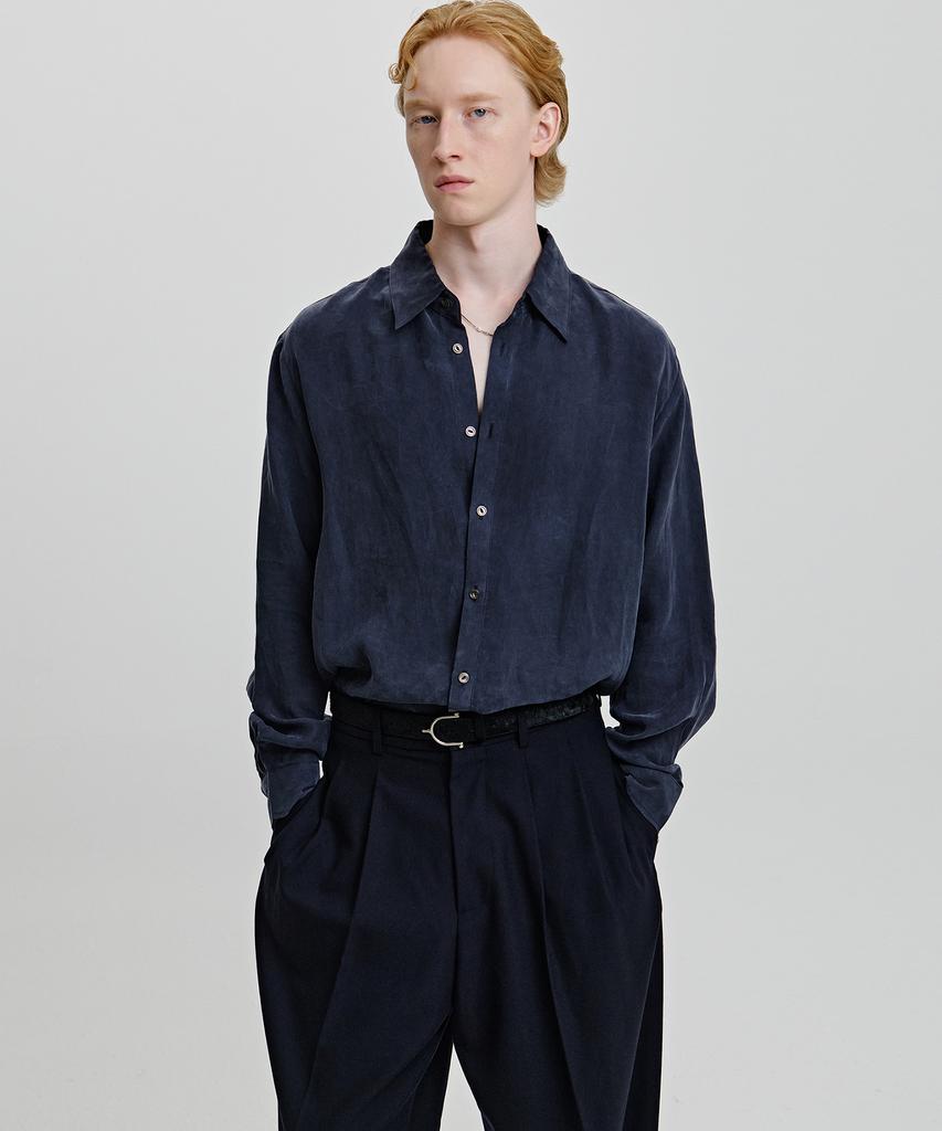 NOIRER Cupro Loose Fit Shirt (Navy)