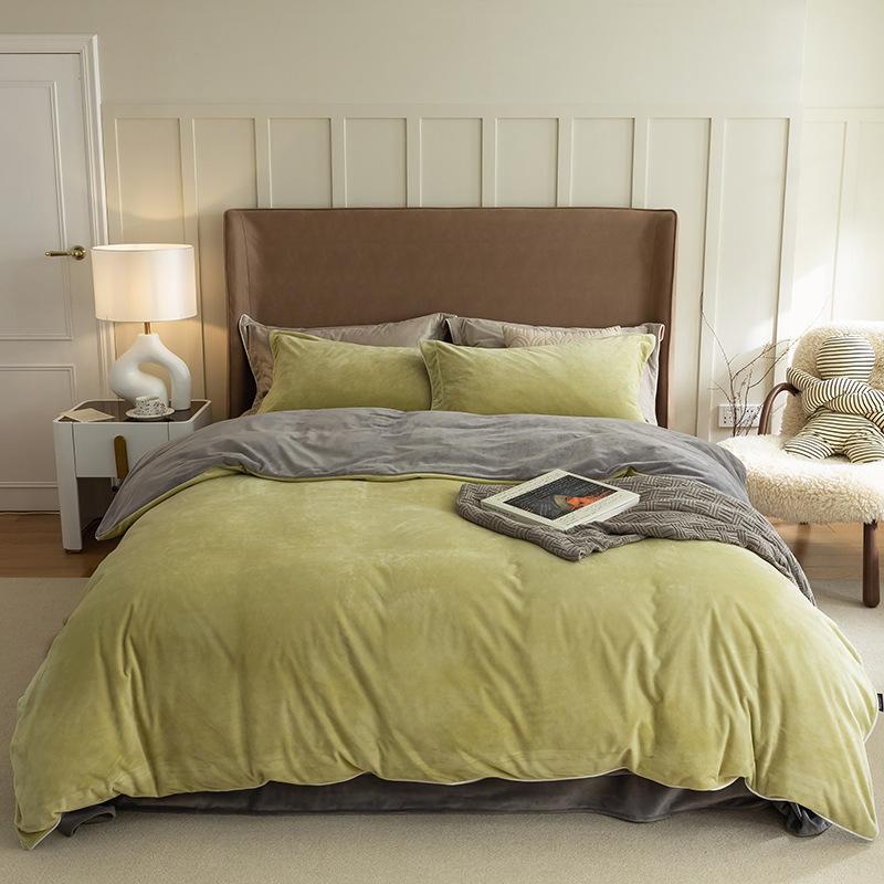 Light Luxury High-End Thickened Milk Fleece Four-Piece Set, Warm Coral Fleece Quilt Cover, Anti-Static Bed Sheet Three-Piece Set