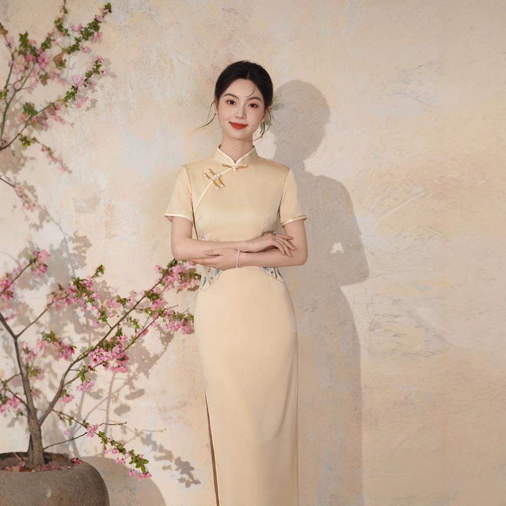 New Chinese style light yellow beautiful cheongsam waist embroidery high-end temperament 1011 summer daily dress women