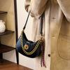 Niche design crescent messenger bag women's fashion retro lock commuter shoulder bag simple chain portable underarm bag