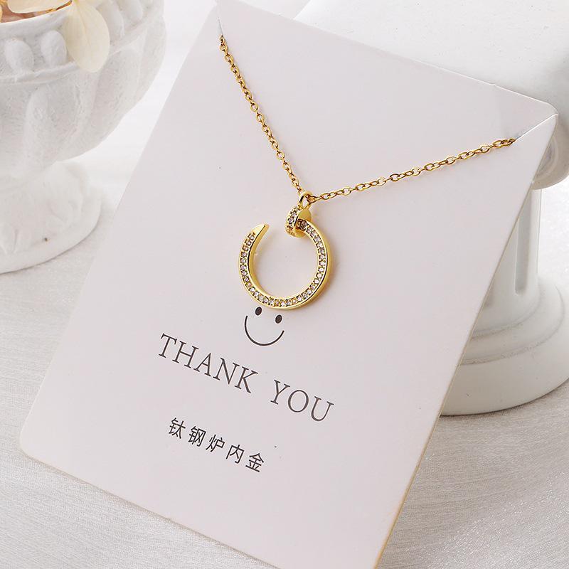 Versatile Luxury Titanium Steel Necklace with a Colorfast Pendant - Simple Niche Design Clavicle Chain for Women.