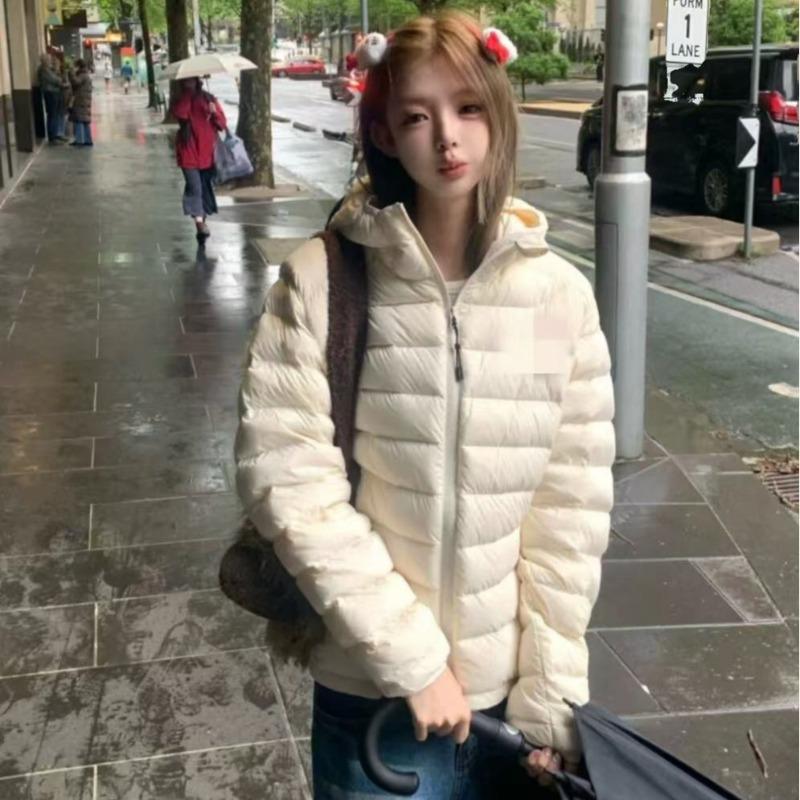

Пуховики женские зимние новые легкие и тонкие с капюшоном, маленькие хлопковые куртки, свободные модные теплые хлопковые куртки XXL слоновая кость