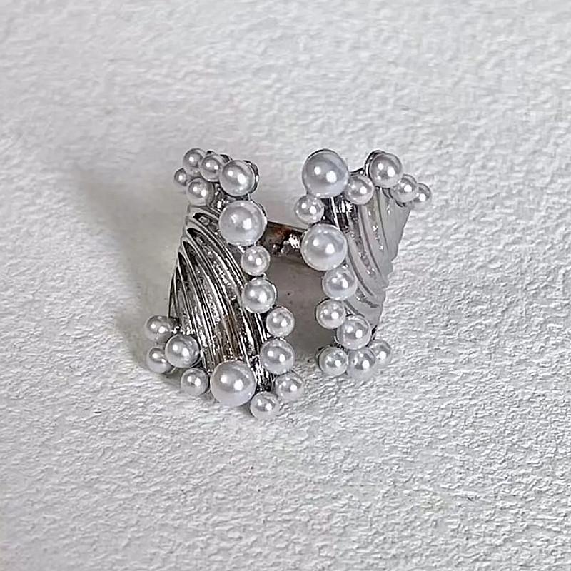 

Елегантна перлова каблучка-заява – Регульована, унікальна широка шинка