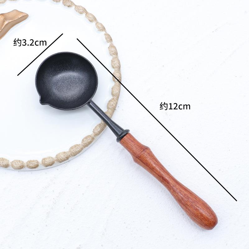 Sealing Wax Non-Stick Spoon Anti-Hot Wood Handle Retro Wax Stamping Spoons Fire Paint Melting Firing Stamp Metal Tool