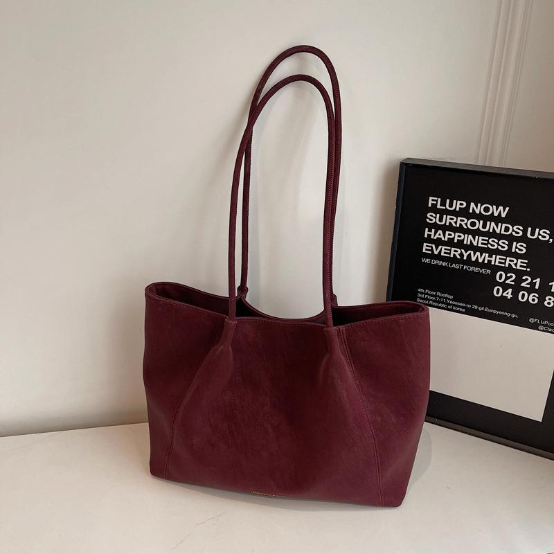 Winter new retro personalized shoulder large bag casual soft women's bag simple texture large capacity commuter bag