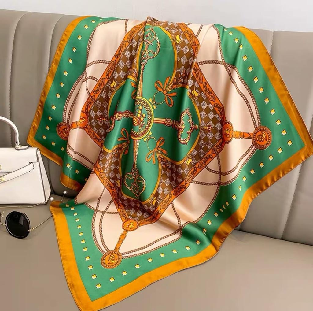 Foulard Quadrato in Seta Stampa Moda Lusso 70*70Cm Fascia Morbida in Raso per Capelli Foulard Cravatta Fascia per Capelli Femminile Foulard Nastro per Borsa