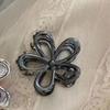 New Korean Metal Floral Hair Claw Clip Women Elegant Hollow Updo Hair Clips Girls Headwear Women Hair Accessories
