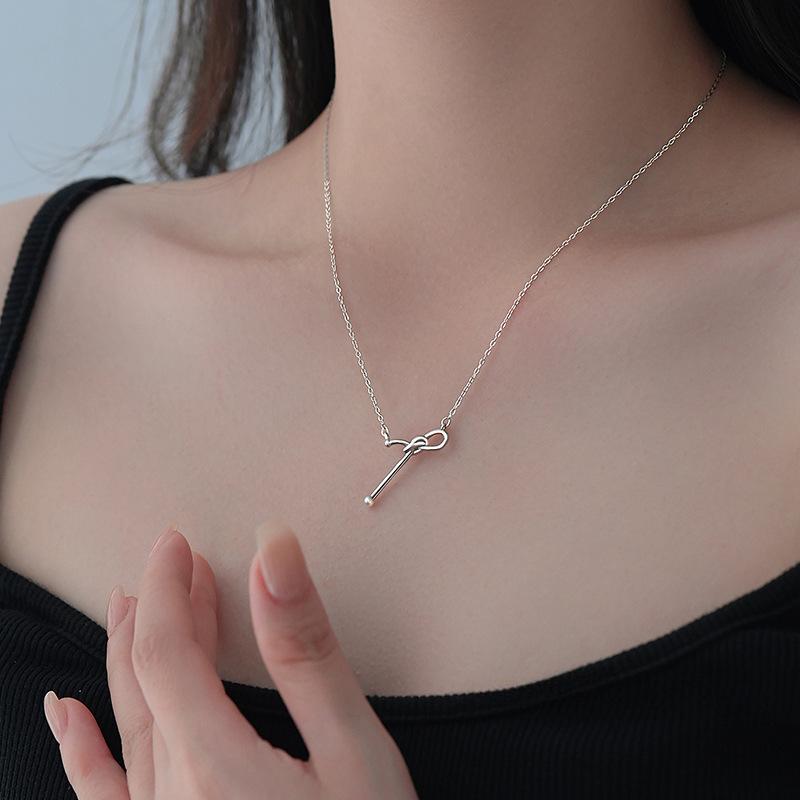 Knot, Light Luxury, High-end Feeling, Several Lines, Fashionable Personality, Niche Design Sense, Necklace