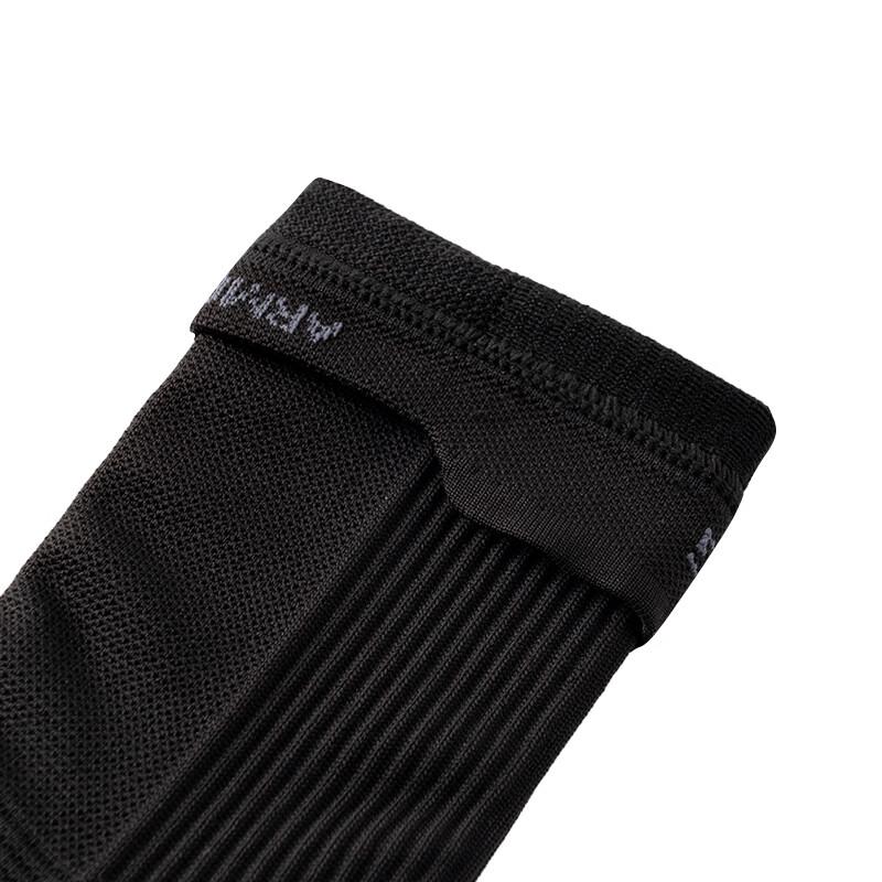 Under Armour Unisex Breathable Athletic Performance Socks (3-Pack)
