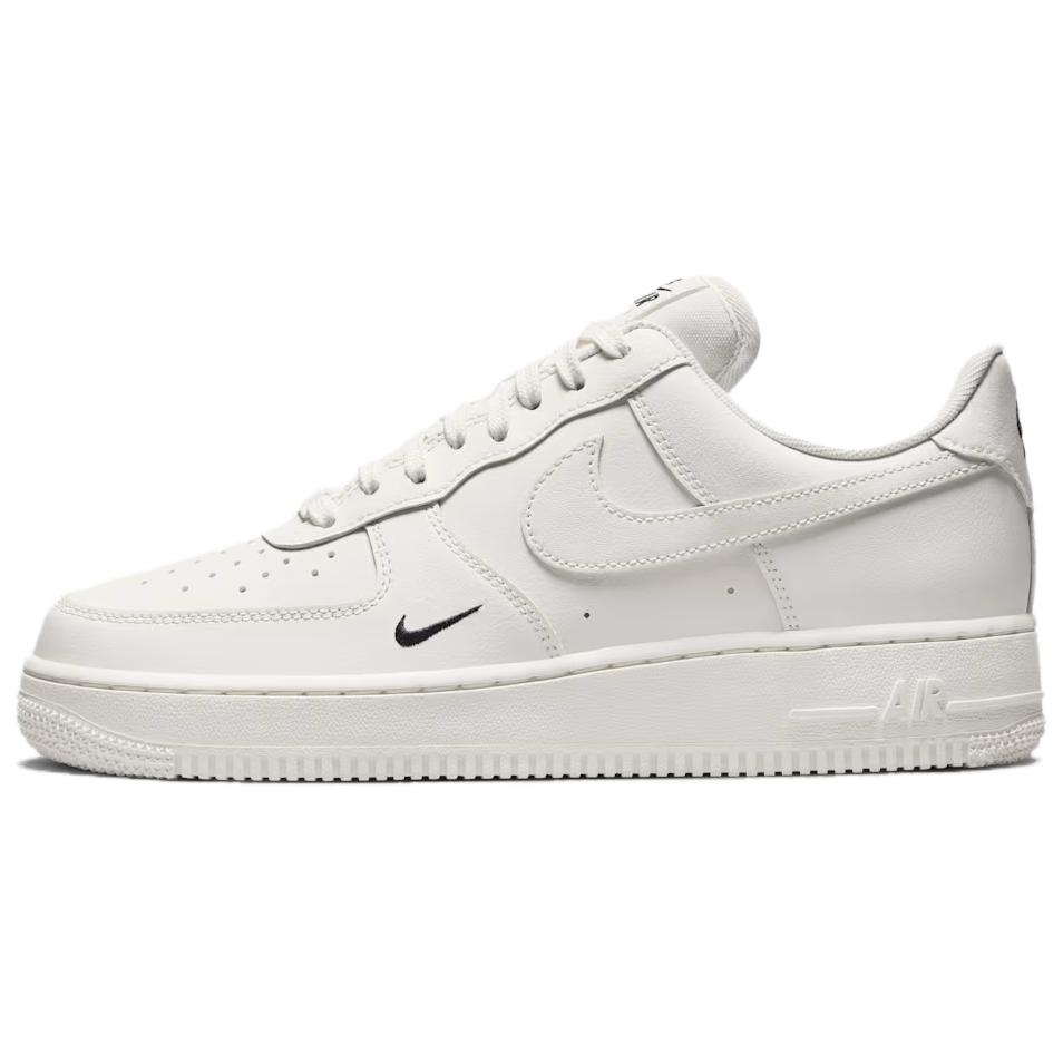 

Nike Air Force 1 07 Essential Sail/Black Women s HF1058-133 36.5