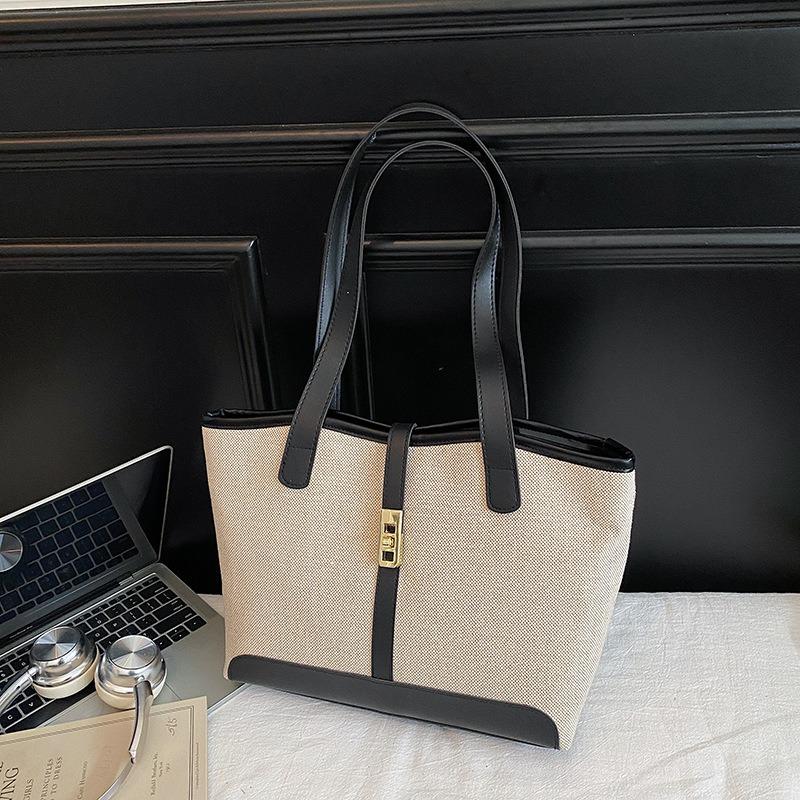 Commuter fashion hand carry women's bag autumn and winter new versatile largecapacity shoulder bag splicing temperament tote bag