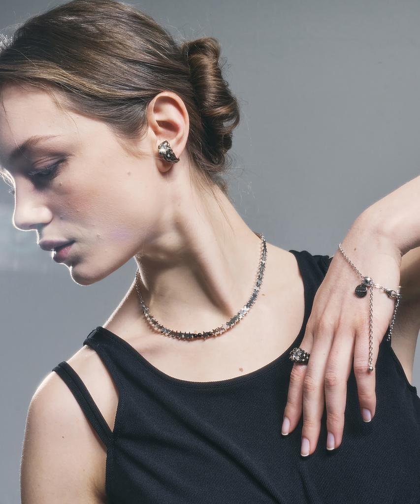 Sentiments No.323 [Black] Geometry Star Ring