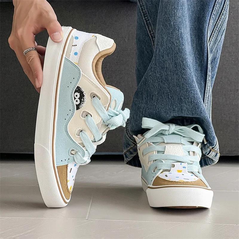 Flat White Shoes for Women 2026 New Trendy and Fashionable Couple Korean Version Versatile Casual Breathable Sports Shoes