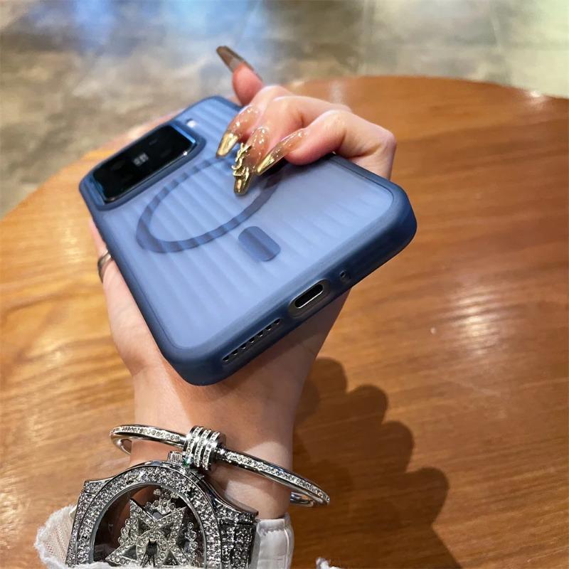 Shockproof Corrugated Matte Case Bumper For Xiaomi Mi 15 Pro 13 14 Pro Magnetic For Magsafe Translucent Wireless Charge PC Cover