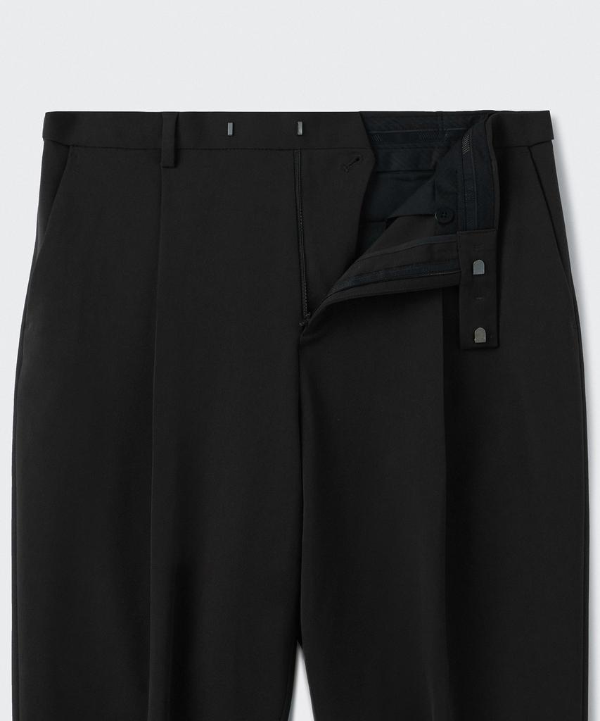 Musinsa Standard Peg-Top Hidden Elastic Waist Slacks [Black]