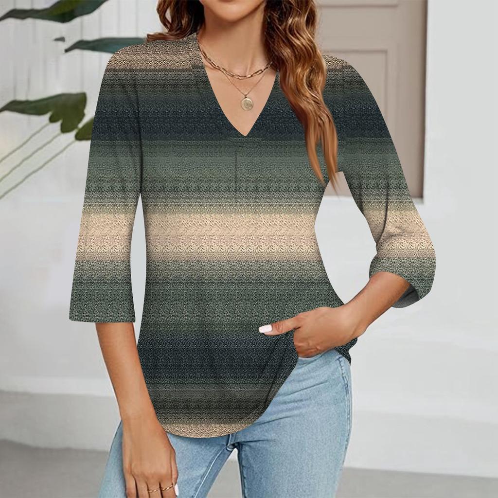 Women's V-neck Gradient Print Three-quarter Sleeve Fashion Top