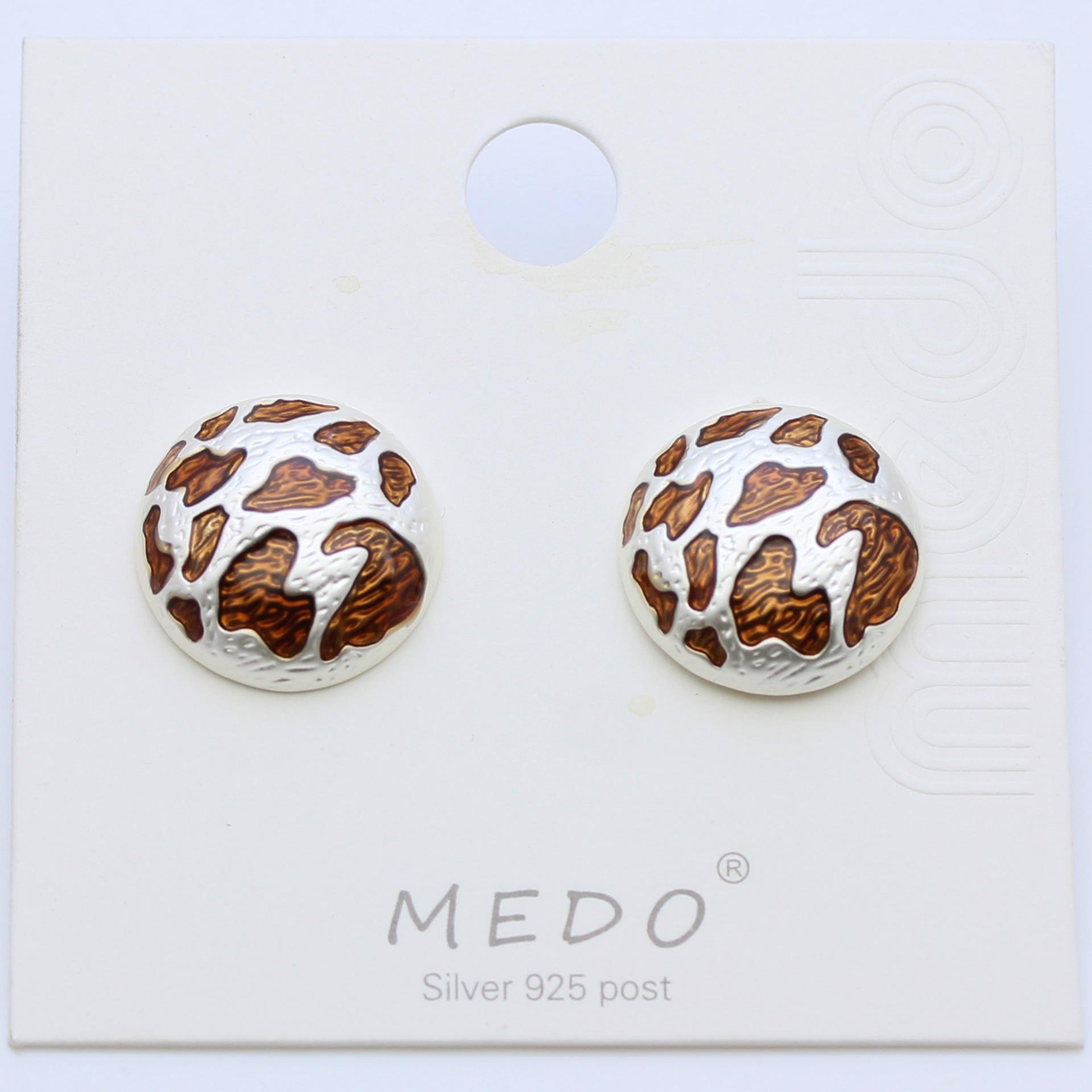 

S925 Silver Geometric Leopard Print Stud Earrings - Elegant Autumn/Winter Accessory
