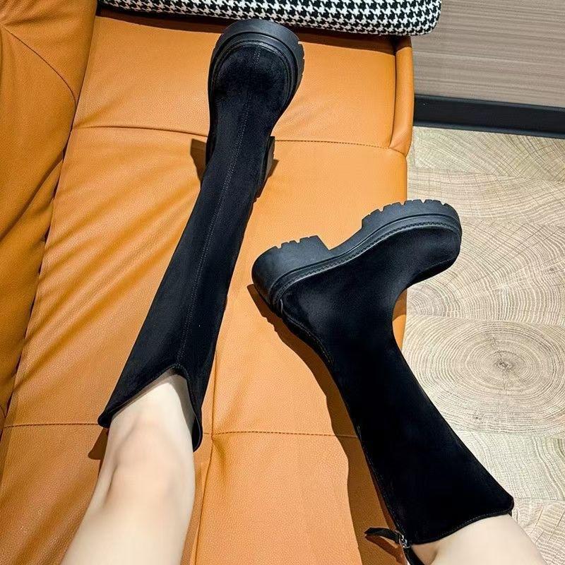 Solid color round head fried street high value Martin boots popular soft sole not tired feet fresh simple boots women