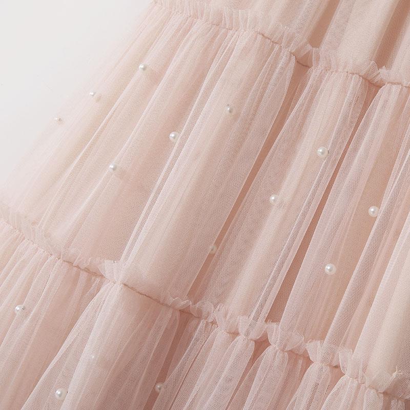 Wiosenna słodka retro wróżka jednokolorowa, z wysokim stanem, przybijana, pompowana spódnica z koralikami, tren średniej długości, pół spódnicy