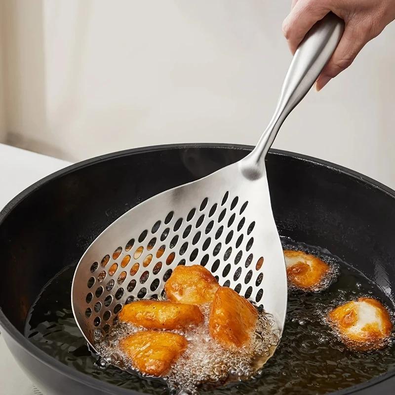 Stainless Steel Colander Spoon Fat Separator Kitchen Soup Colander Soup Gravy Oil Soup Ladles Skimmer Spoon Soup Colander