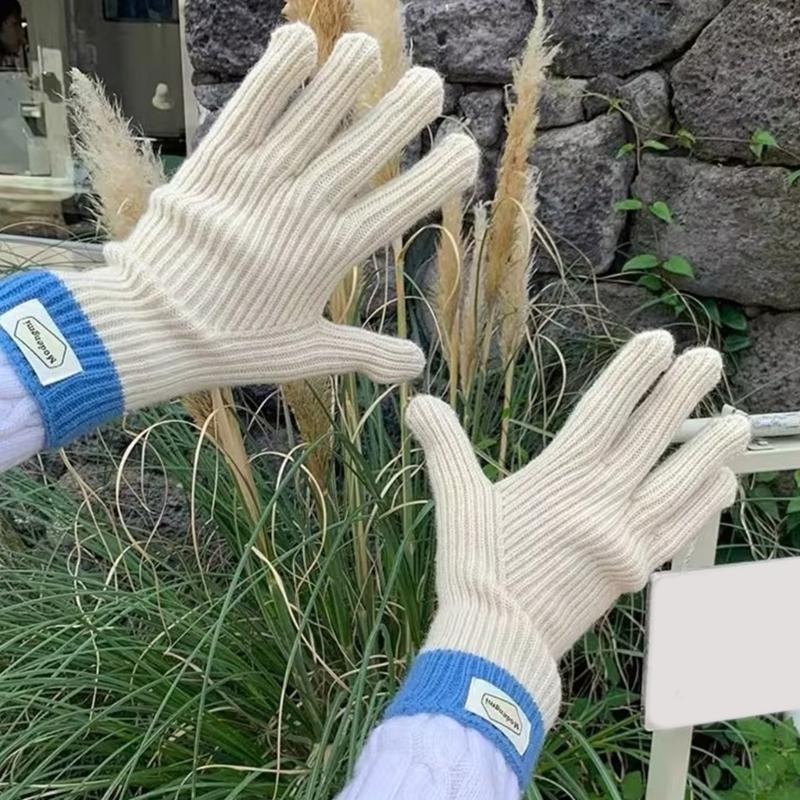 Womens Warm Knitted Full Finger Gloves Outdoor Riding Touchable Screen Colorblock Letters Label Decor Thermal Mittens