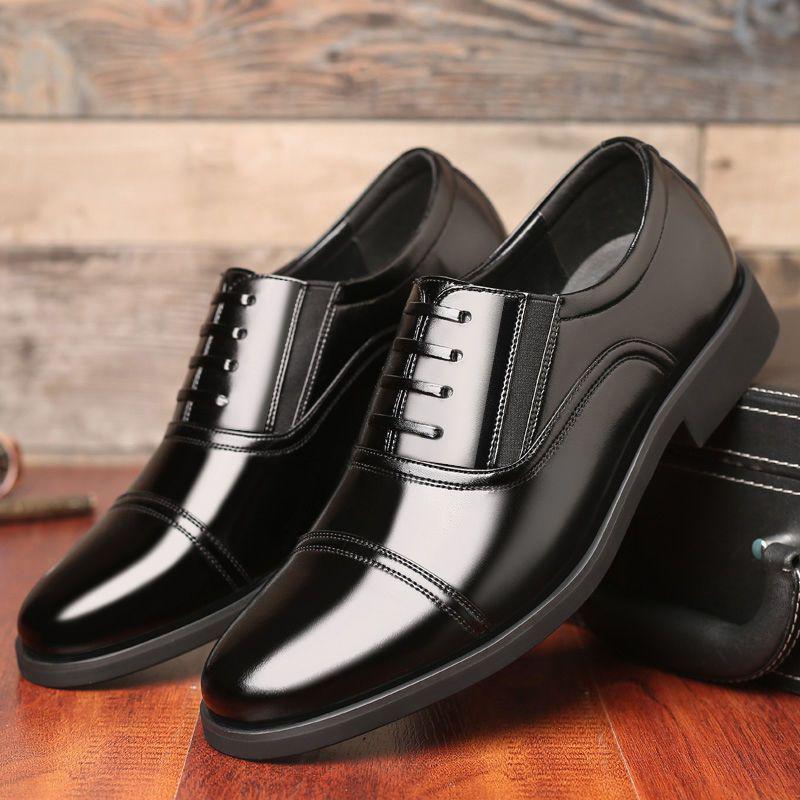Men's British Style Three-joint Leather Shoes for Work and Casual Wear.