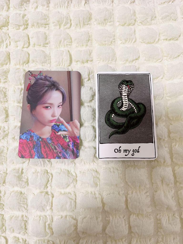 [USED] Free shipping (G)I-DLE I BURN Flower Ver. Soyeon, Miyeon, Soojin