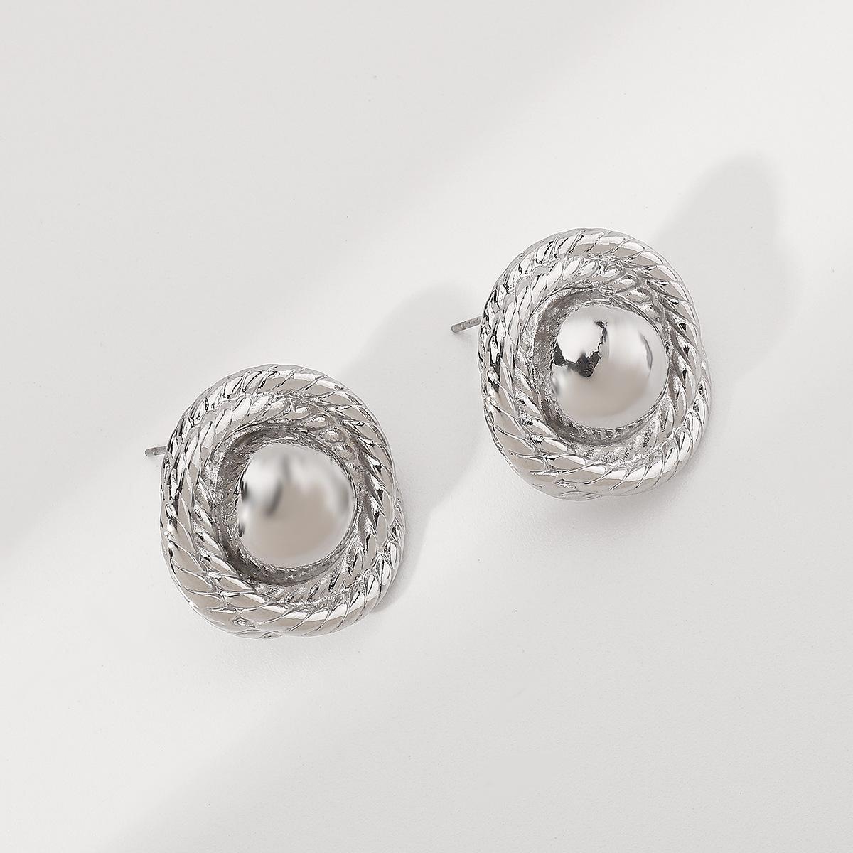 Модный темперамент нишевые ретро серьги INS стиль простая личность шикарный дизайн металлические серьги серебряный