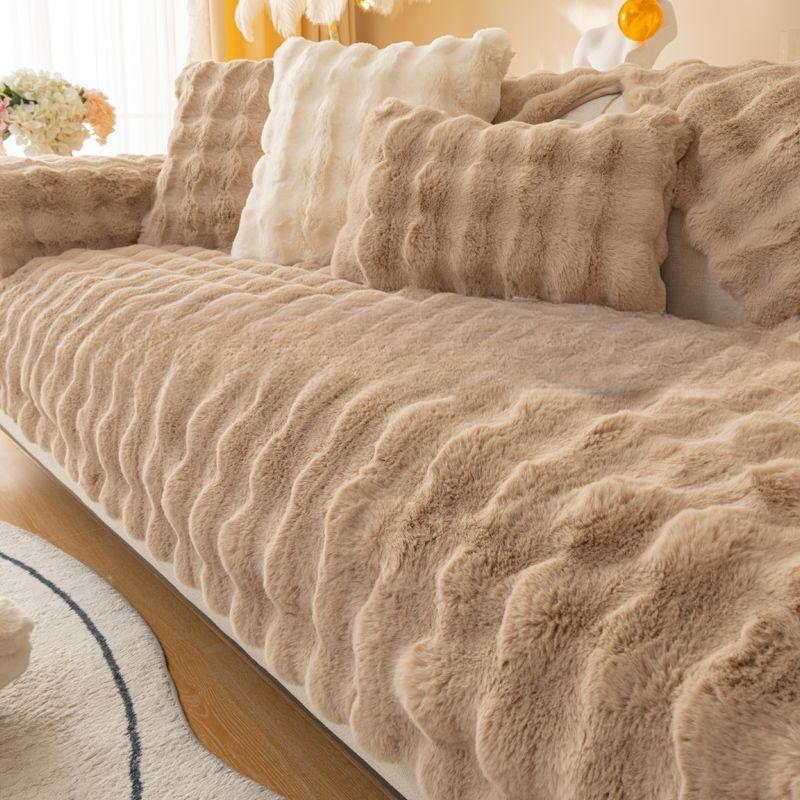 

Plush Sofa Cushion Winter Thickened Rabbit Fur Cushion Non-Slip Leather Sofa Cover Cover Cloth Towel 70*70
