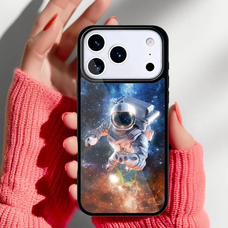 Creative Astronaut Phone Case for iPhone 17 16 15 14 13 Pro Max Back Cover for 12 11 Pro Coque