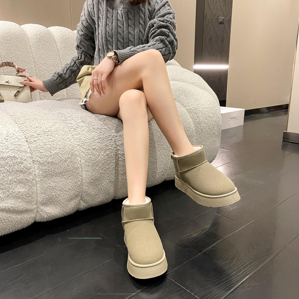 Dicksöhlige Schneestiefel für Damen zum Tragen im Winter, neue gefütterte verdickte wasserdichte, winddichte und rutschfeste Baumwollschuhe für Damen