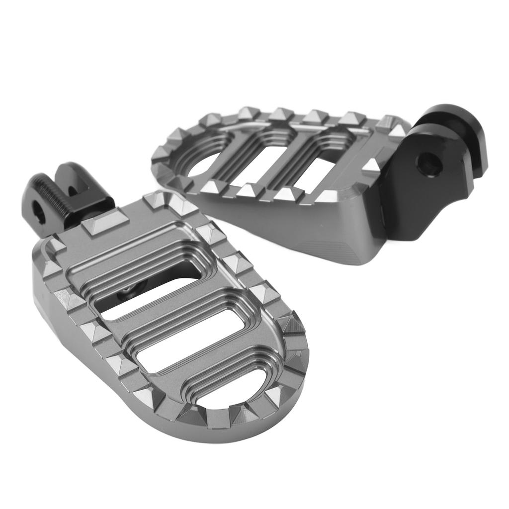 1 Pair of Front Foot Pegs Aluminum Anti Slip Motorcycle Front Footrest Pedal Set for Motorbike