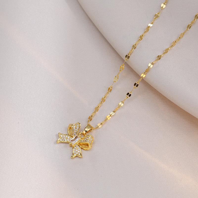 Butterfly Necklace with Color-Retaining Zircon - Fashionable, Versatile Women's Jewelry Accessory.