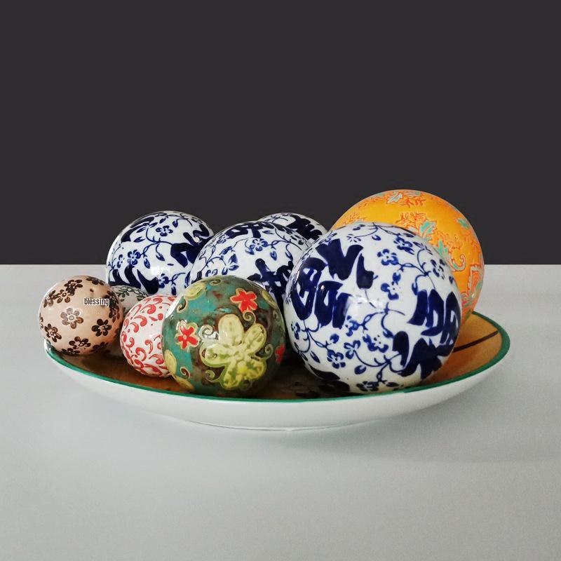 Famille Rose Chinese Blue & White Porcelain Floating Ceramic Ball Home Decor Ornament Famille Rose Ball 3cm (Random Pattern)