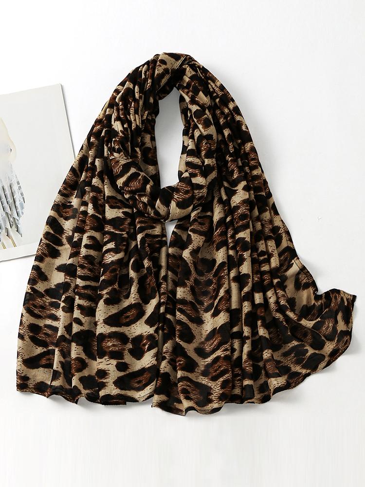 Elegant Women Retro Silk Scarf Leopard Zebra Print Wrap Shawl Lady Bandanas Hijab Beach Long Scarve Pareo Headscarf Fashion New